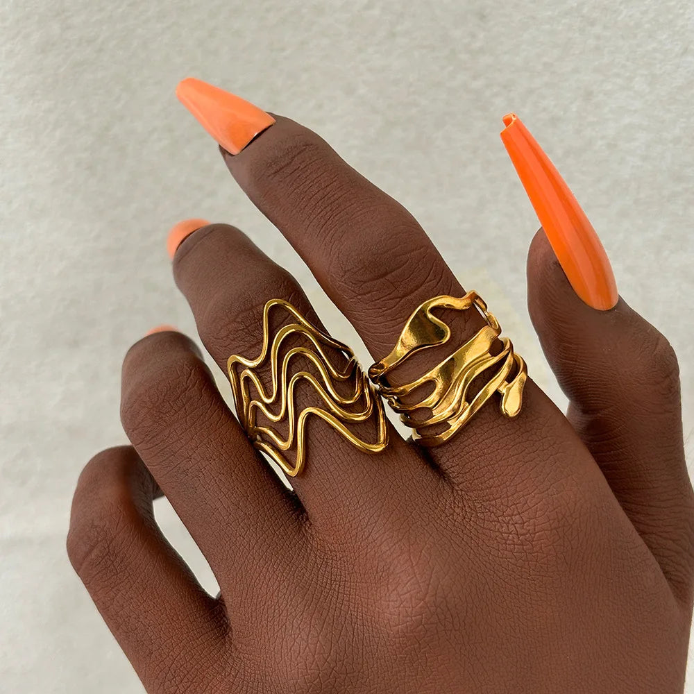 GeoPulse – טבעת גאומטרית פתוחה מנירוסטה וטיטניום