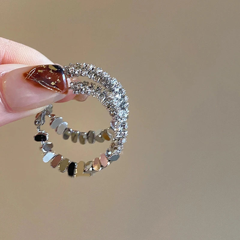 GeoHoop – חישוק גאומטרי אלגנטי