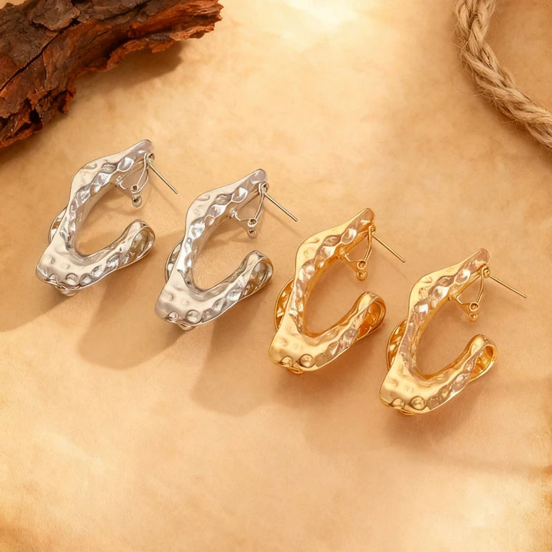 GeoCharm – עגילי דרופ גאומטריים